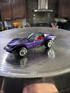 Vintage 1969 Topper Johnny Lightning Custom Mako Shark Purple w/Red Interior - Picture 1 of 21