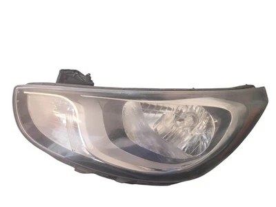 Фара передняя правая в сборе 2014 Hyundai Accent со стороны пассажира от оригинального производителя - Изображение 1 из 2