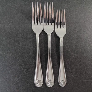 Set Of 3 Unused Towle Shell Pattern Stainless Steel Forks (2 Dinner, 1 Salad) - Picture 1 of 5