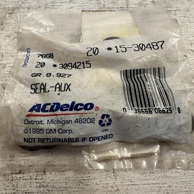 Lot Of 20 New Engine Oil Cooler Hose Seal ACDelco GM Original Equipment 15-30487 - Image 1 of 3