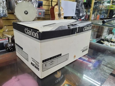 CLARION PRO AUDIO 6 DISC CD CHANGER RDC625 includes HARDWARE and CABLES - Image 1 of 4