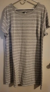 Vestido Camiseta Ava & Viv Para Mujer Gris Blanco Rayas Manga Corta Cuello Redondo Talla 3X - Imagen 1 de 5