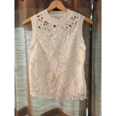 Blusa para mujer estilo RD blanca con ojales forrada carrera/informal talla XSmall Foto 1 de 4