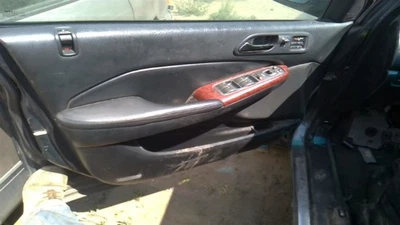 MDX       2005 Front Door Trim Panel 30004674 Foto 1 de 4