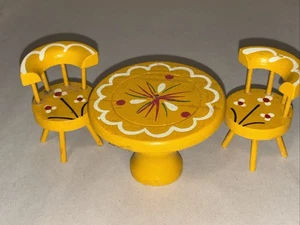 3 Pc Vintage 1970s Wooden Doll House Furniture Dining Table & Chairs Set Yellow - Picture 1 of 5