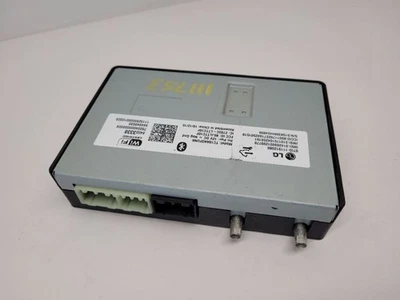 16-17 CADILLAC ESCALADE Communication Telematics Module Center Dash  - Image 1 of 4