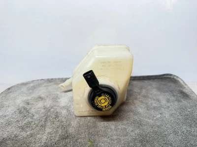 BMW X3 E83 2003-2010 tanque de depósito de líquido de frenos OEM 32067199 Foto 1 de 4