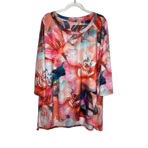 Top túnica rosa sublimación floral Sahara talla grande Soft Surroundings para mujer - Imagen 1 de 9