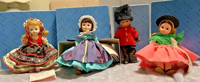 Juego de CUATRO muñecas Madame Alexander International vintage de 8 pulgadas con cajas Foto 1 de 4