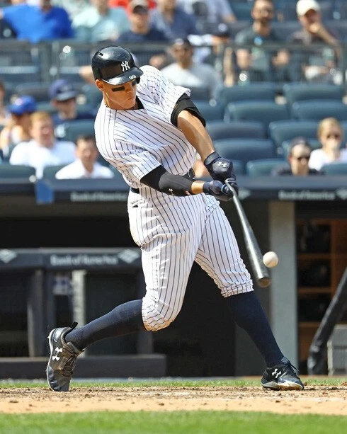 New York Yankees AARON JUDGE Glossy 8x10 Photo Print Poster - Image 1 of 1