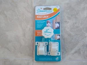 Dreambaby Mag Lock 2 Locks 1 Key - Picture 1 of 2