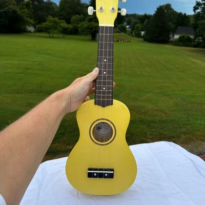 Savannah SU-105 Soprano Ukulele, Yellow - Image 1 of 4