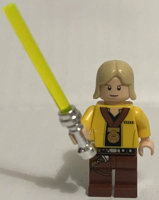 LEGO Minifigure Star Wars Luke Skywalker Celebration Yellow Jacket sw0257a - Image 1 of 4