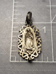 Vintage Medal Pendant Our Lady Of Guadalupe Religious Christian Gift B55 - Picture 1 of 2