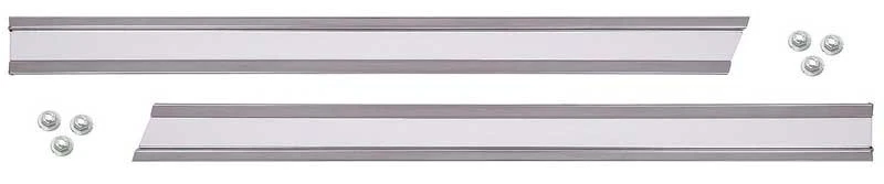 Chevrolet Pickup Blazer Suburban 1983-84; moldura de parrilla central; con herrajes; Foto 1 de 1