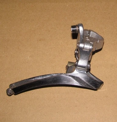Vintage Shimano 600 Front Derailleur FD-6207 Clamp-On 28.6mm - Image 1 of 4