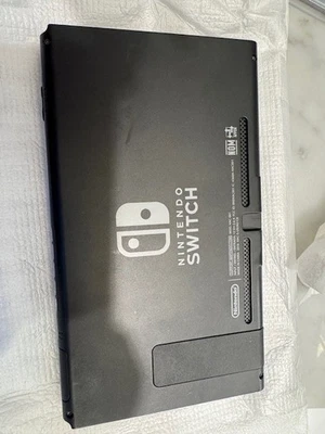Sistema portátil Nintendo Switch 32 GB - gris con Super Mario Strikers Foto 1 de 4