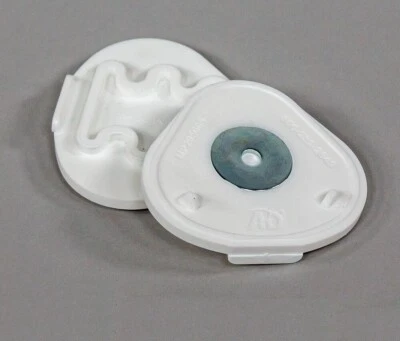 AD2 Denar Mark 300 Series Compatible Magnetic Mounting Plates (Bag of 50)