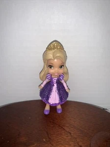 Disney Princess Poseable Mini Doll Toddler Miniature 3.5" Figure Toy RAPUNZEL - Picture 1 of 3