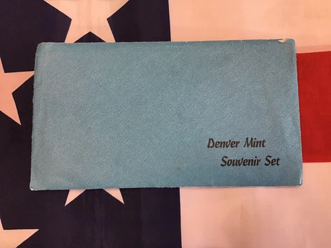 1990-D Official US Mint Souvenir Set with Envelope Cover