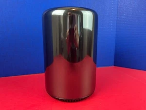 Apple Mac Pro Late 2013 2.7GHz 12-Core Xeon E5 32GB RAM 1TB SSD Dual AMD 700 GPU - Picture 1 of 2