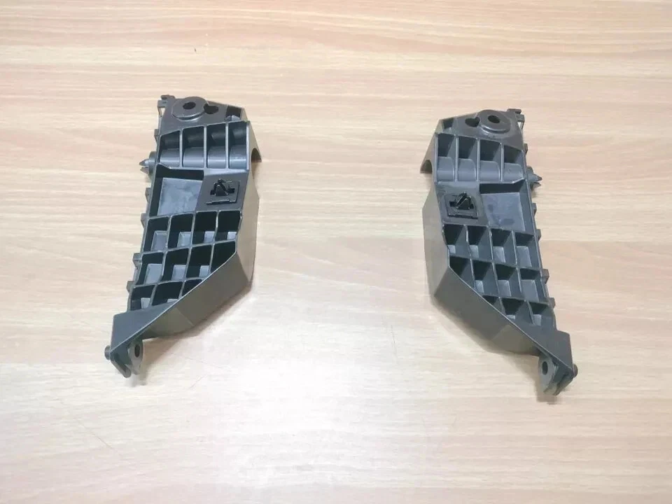 Novo suporte de para-choque dianteiro genuíno para Suzuki Ertiga 2012-2018 - Imagem 1 de 2