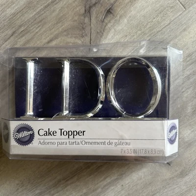 Wilton Cake Topper "I DO" Elegante Boda Decoración Plateada NUEVO En Caja 7 x 3.5 i Foto 1 de 4