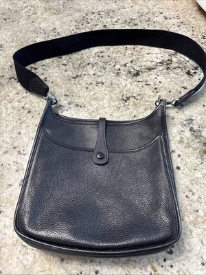 Bolso de Hombro Hermes Evelyne PM Taurillon Clemence Piel de Becerro SHW Noir Negro Foto 1 de 4
