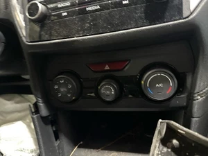 19 SUBARU XV CROSSTREK Temperature AC Heater Climate Control - Picture 1 of 1
