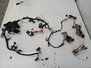 UNDER DASH WIRE HARNESS CHEVY GMC SUBURBAN BLAZER JIMMY 89-91 73-87 - Picture 1 of 18