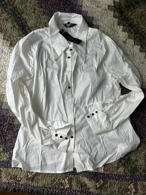 XL (se adapta a L) blusa allegra blanca mezcla algodón/spandex con cuello peregrino Foto 1 de 2