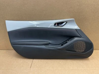 Panel de cubierta de puerta interior delantera izquierda 16 17 18 19 Mazda MX-5 Miata 1563 OEM Foto 1 de 4
