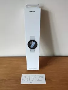 Samsung Galaxy Watch 7 44MM Silver Bluetooth NFC AI Smartwatch-NewSealed-Tracked - Picture 1 of 3