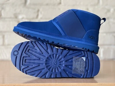 Botas Chukka Clásicas UGG Neumel Impermeables Gamuza Azul 1119392 Hombres 8/Mujeres 9 Foto 1 de 4