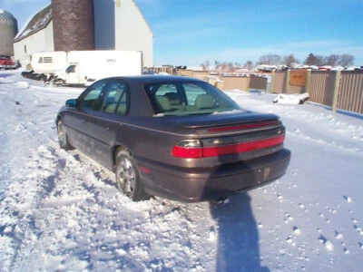 Conjunto de luz trasera derecha usado se adapta a: Cadillac Catera 1999 cuarto montado en panel Foto 1 de 4