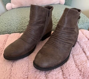 Baretrap Womens Anklet Boots Size 8.5M Yuno Brown Zip Stylish - Picture 1 of 8