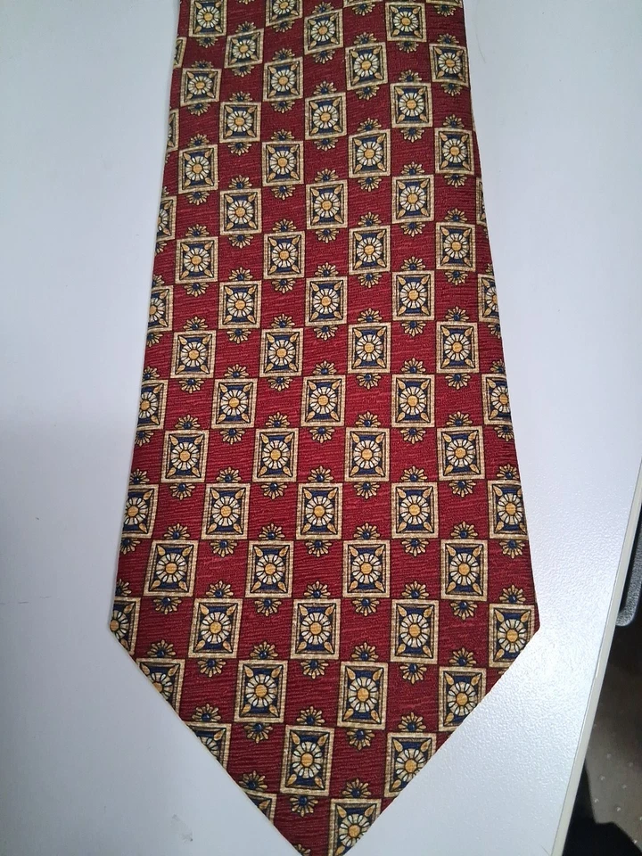 Valentino Cravatte Silk Neck Tie Made in Italy - Image 1 of 4
