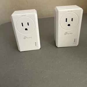 TP-Link AV1000 Powerline Ethernet Adapter/ TL-PA7017P - Set Of (2) - Afbeelding 1 van 9