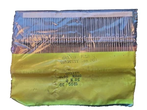 100 pcs of Ohmite 560K Ohm Carbon Film Resistor 1/4W 5% Axial NOS USA Fast Ship - Picture 1 of 1