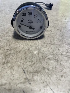 Autometer 1628, Old Tyme White Electrical Oil Pressure Gauge 2 1/16"White Face - Picture 1 of 8