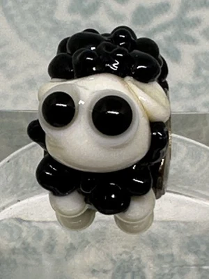 True Beadz Oveja Negra con Cara Crema, ¡Nuevo y Simplemente ELEGANTE! Foto 1 de 4