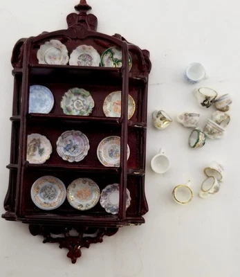 DOLLHOUSE 迷你 BESPAQ MAHOGANY 茶杯墙壳 带 12 个杯子和茶壶 — 第 1/4 张图片