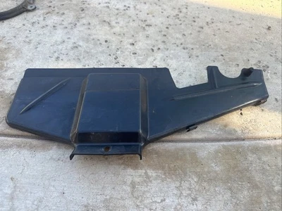 Cubierta/cubierta del motor limpiaparabrisas Porsche 944 Foto 1 de 4