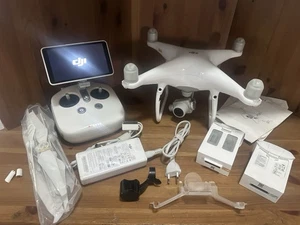 Dji Phantom 4 Pro Drohne Wm331a 4k + Dji Remote Control Gl300e (Lesen) - Bild 1 von 18