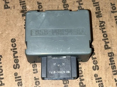 Ford Expedition 1998 F85B-14B194-BA 4x4 caja de transferencia módulo de relé Foto 1 de 2