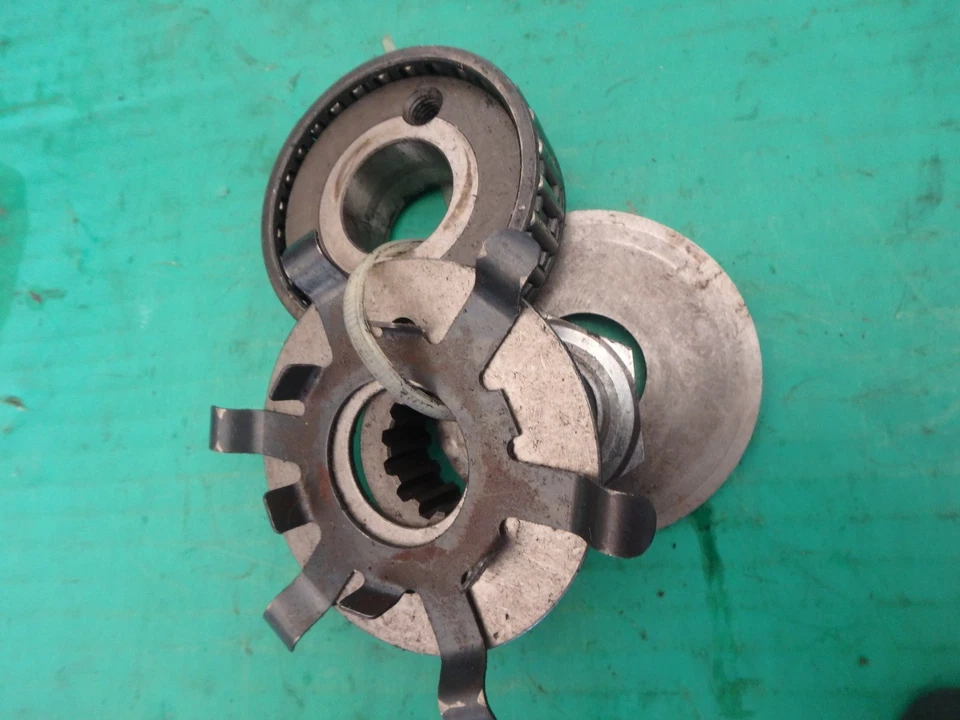 Kawasaki Ninja ZX7 Off Year 1989 ZX 7 ZX700 embrague montaje herrajes Foto 1 de 1