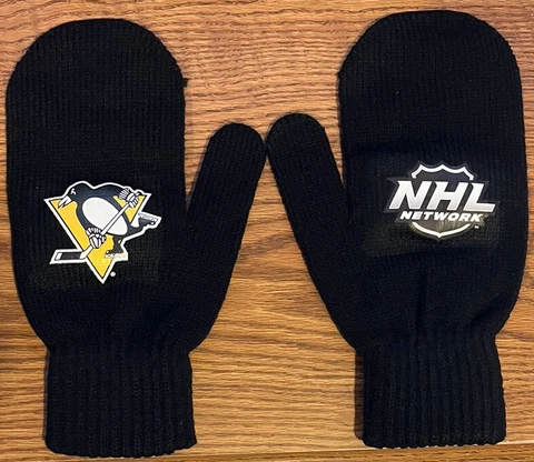 PITTSBURGH PENGUINS/NHL NETWORK MITTENS (FAN GIVEAWAY) NEW ADULT 1-SIZE-FITS-ALL Cover