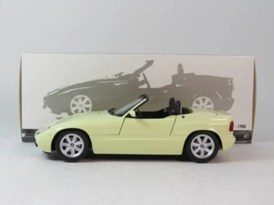 MINICHAMPS BMW Z1 Yellow 1988 1/18 180020104 - Bild 1 von 4