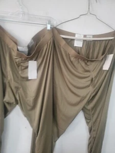 2 hellbraune Poly-GRUNDSCHICHT US ARMY ECWCS LEVEL 1 x große lange Schubladen Hosen 2xl Bigs - Bild 1 von 8