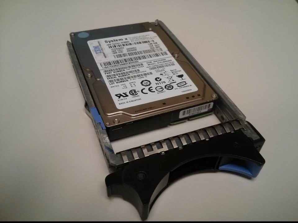 IBM 146GB SAS 6Gbps 15K RPM 2.5" Hard Drive 42D0652 42D0653 xSeries System X - Image 1 of 1